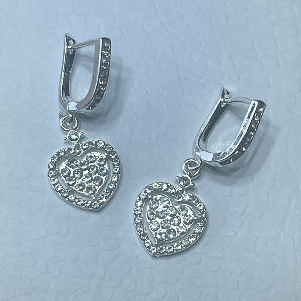 Sparkling Heart Earrings